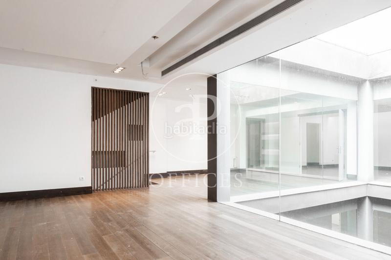 Foto 455c50c5-a427-4c1f-9155-00b439a12e96. Rent office space with heating in Centre - Estació Sant Cugat del Vallès