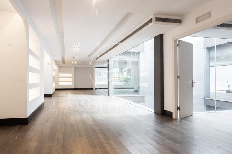 Foto 6081c8b9-8f81-4a53-9b49-700e14592bb9. Rent office space with heating in Centre - Estació Sant Cugat del Vallès