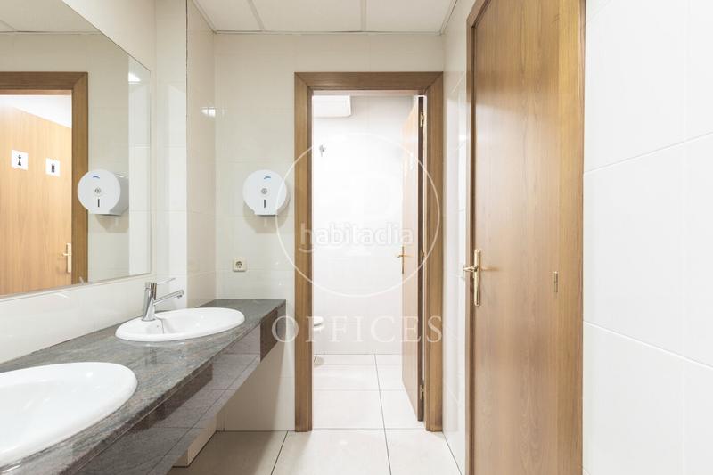 Foto 9a498e46-f5ee-4c9d-bbea-f36cd55033f4. Location bureau avec chauffage dans Volpelleres Sant Cugat del Vallès