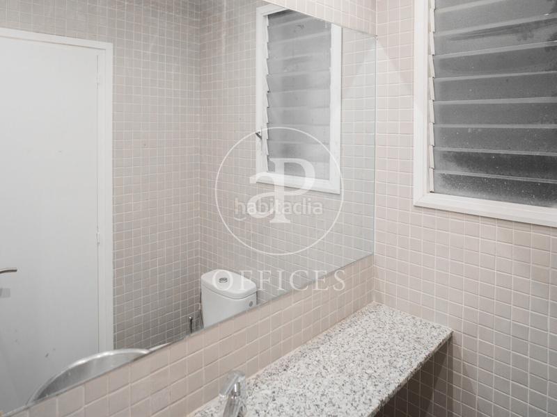 Foto 8d610f91-c9dc-4535-bac6-d027f49f976f. Lloguer oficina amb calefacció a Putget - Farró Barcelona