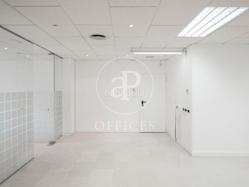 Foto 65cf39a0-cd3a-4e28-a823-1687a3357731. Location bureau avec chauffage dans Putget - Farró Barcelona