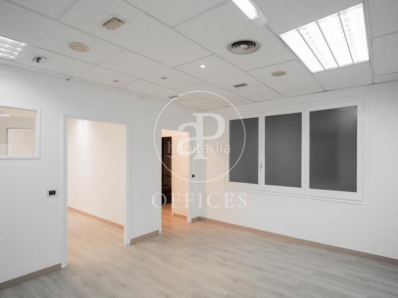 Foto 857f16e1-6ca1-4b36-8b38-74e673bf208a. Rent office space with heating in Putget - Farró Barcelona