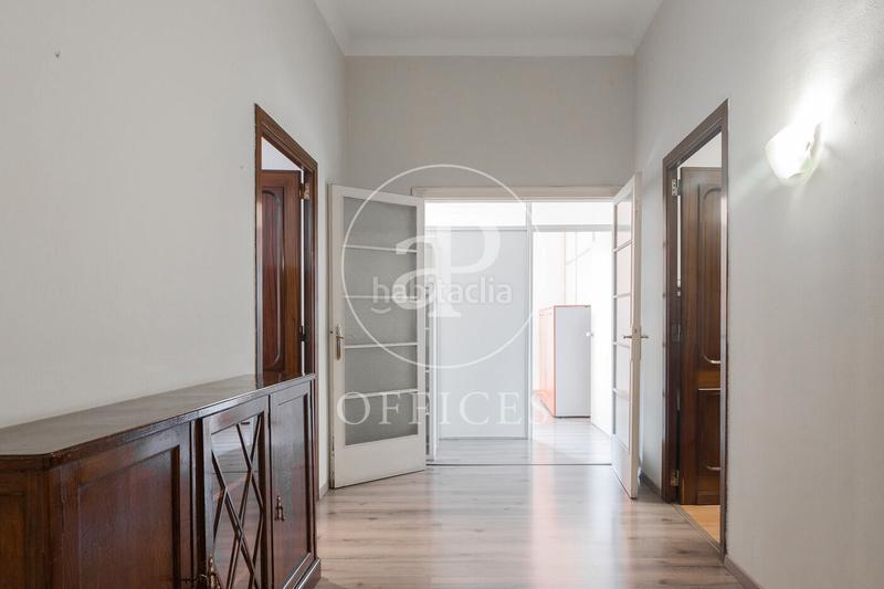 Foto e96b17b0-f934-4bd4-b73f-55149891ddce. Location bureau avec chauffage dans Dreta de l´Eixample Barcelona