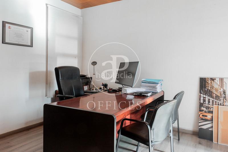 Foto 246a1a35-3b5c-48b9-88a8-2e34fedd3bad. Rent office space with heating in Dreta de l´Eixample Barcelona