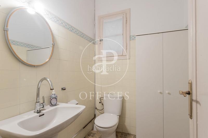 Foto c686eb60-a581-4027-99f7-d84b0fee1c0d. Rent office space with heating in Dreta de l´Eixample Barcelona