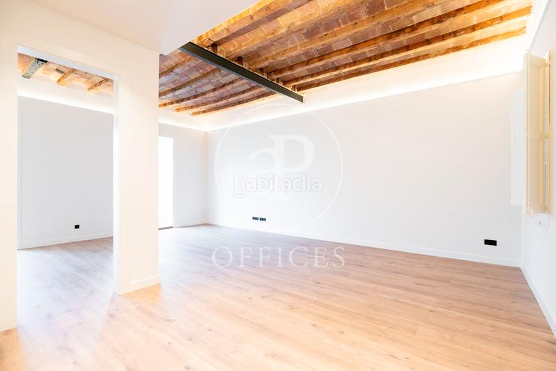 Foto 0b6788f4-4861-4b2a-a0d5-aadfc0427245. Location bureau avec chauffage dans Dreta de l´Eixample Barcelona