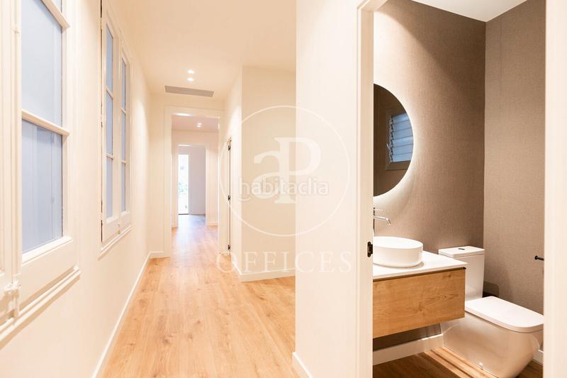 Foto 851c021d-0e41-42d3-bd92-83b42bb892ad. Miete büro mit heizung in Dreta de l´Eixample Barcelona