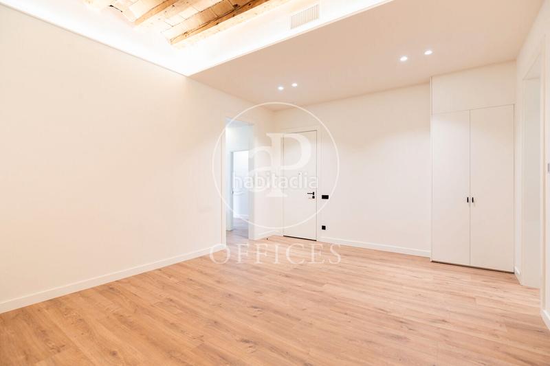 Foto 099eab09-34e0-459b-9002-eba3c490fd5a. Rent office space with heating in Dreta de l´Eixample Barcelona