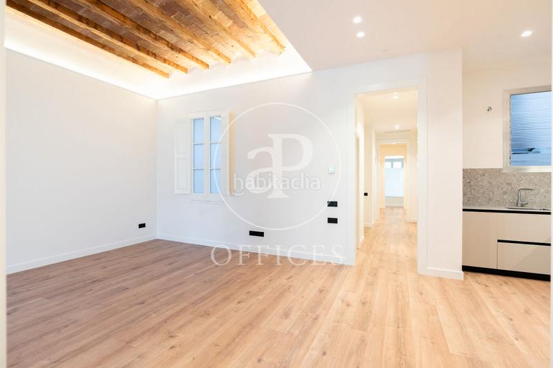 Foto b02b49d7-d08a-4827-a643-38bec0185265. Rent office space with heating in Dreta de l´Eixample Barcelona