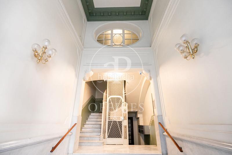 Foto c4d09aec-73fc-403f-90b1-7429bb9ec1ed. Rent office space with heating in Dreta de l´Eixample Barcelona