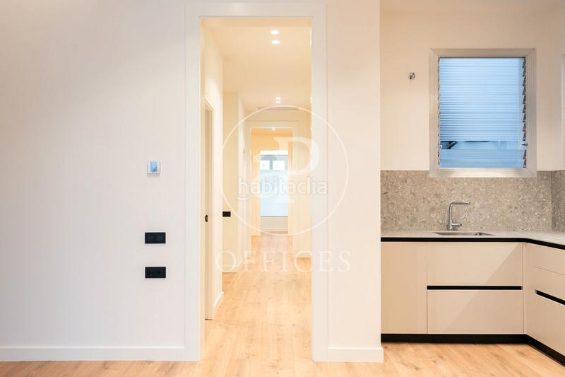 Foto cb4e8fe3-21cf-408c-aed3-2d41eba91607. Rent office space with heating in Dreta de l´Eixample Barcelona