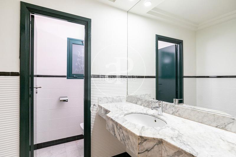 Foto a39dd984-fb02-4476-adf5-1fb414c1b7a9. Miete büro mit heizung in Dreta de l´Eixample Barcelona