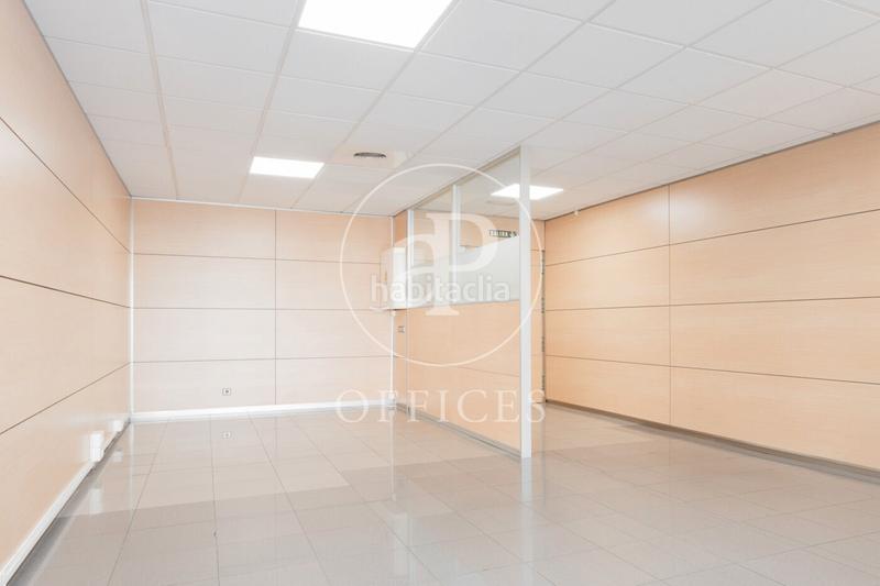 Foto 0263fb01-6357-46ae-ad2e-b2599ae36a17. Büro mit heizung in Dreta de l´Eixample Barcelona