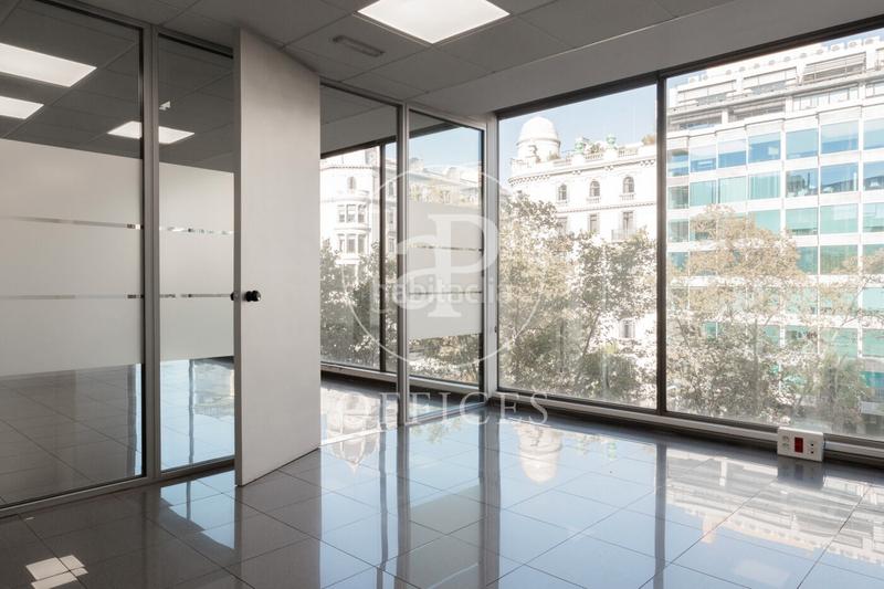 Foto 8ebb7c24-6ab8-41c6-bcbe-38ddedfc03a6. Büro mit heizung in Dreta de l´Eixample Barcelona