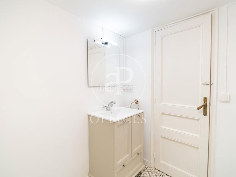 Foto 8266f8ec-47d1-454c-8ef2-c2dac08ba4ef. Lloguer oficina amb calefacció a Dreta de l´Eixample Barcelona