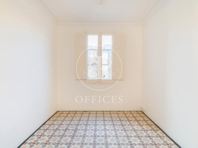 Foto eb00ac30-0671-4730-a9b4-891ae637ece4. Rent office space with heating in Dreta de l´Eixample Barcelona