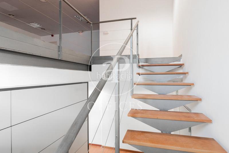 Foto a2b3e2ce-1e52-411f-94be-f06d067d7e55. Location bureau avec chauffage dans La Marina del Prat Vermell Barcelona