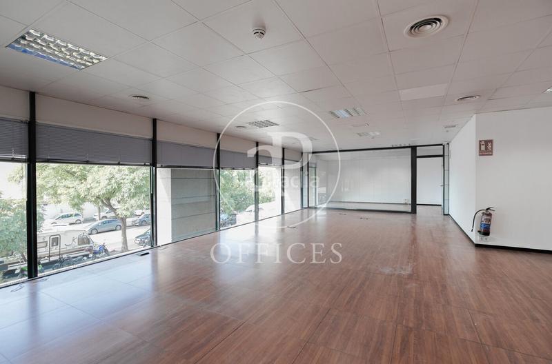 Foto 7477c1b1-323c-4800-943d-cb1d66c78e27. Miete büro mit heizung in La Marina del Prat Vermell Barcelona