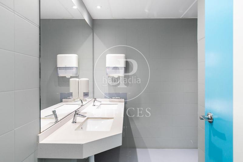 Foto 47253e0b-b8bd-4e91-a07f-eb1413037527. Location bureau avec chauffage dans La Marina del Prat Vermell Barcelona