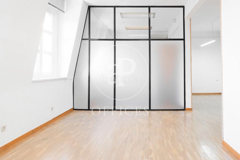 Foto 39e9ba2a-9194-49d1-a729-997a00ccb500. Rent office space with heating in Dreta de l´Eixample Barcelona