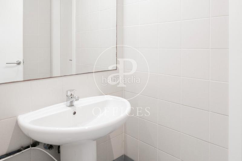 Foto 788bb8d8-cd7c-4c8e-a7b1-f85b1efa1a46. Location bureau avec chauffage dans La Marina del Prat Vermell Barcelona