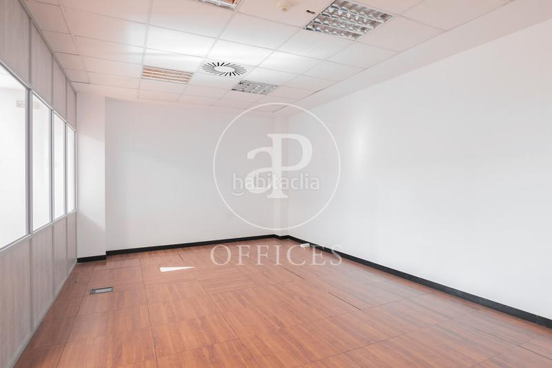 Foto e0ae7210-1915-4692-a301-44e5d6bbc140. Location bureau avec chauffage dans La Marina del Prat Vermell Barcelona