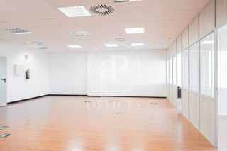 Miete Büro  Carrer del plom. Oficina en alquiler en zona franca