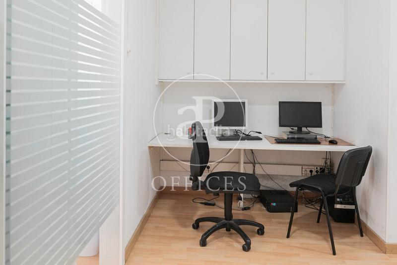 Foto 49824987-21e7-42e6-9923-077953d8fd3f. Alquiler oficina  en alquiler en pau claris en Barcelona