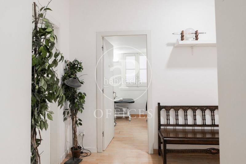 Foto f6433927-2caa-4966-aaad-d815bca2311d. Location bureau avec chauffage dans Dreta de l´Eixample Barcelona