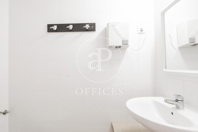 Foto af6576ef-937c-47fb-9980-2c6dd092880d. Rent office space with heating in Dreta de l´Eixample Barcelona