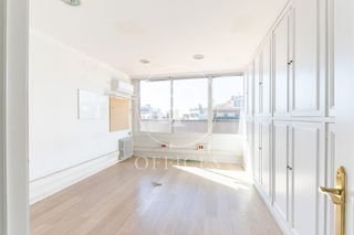 Miete Büro  Carrer de balmes. Oficina en alquiler en balmes