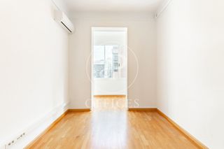Rent Office space  Rambla de catalunya. Oficina en alquiler en rambla catalunya