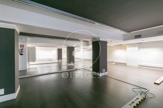 Miete Büro  Carrer de calàbria. Oficina en alquiler en calle calabria