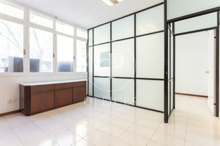 Miete Büro  Carrer de casp. Oficina en alquiler calle casp