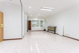 Miete Büro  Carrer de casp. Oficina en alquiler calle casp