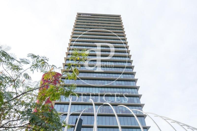 Foto 478b6df6-a16b-4aaf-bb82-6fabd8057490. Rent office space with heating in Barri de les Corts Barcelona