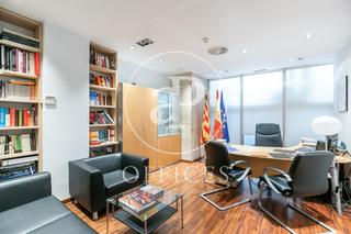 Bureau  Carrer del comte d'urgell. Oficina en venta en comte urgell