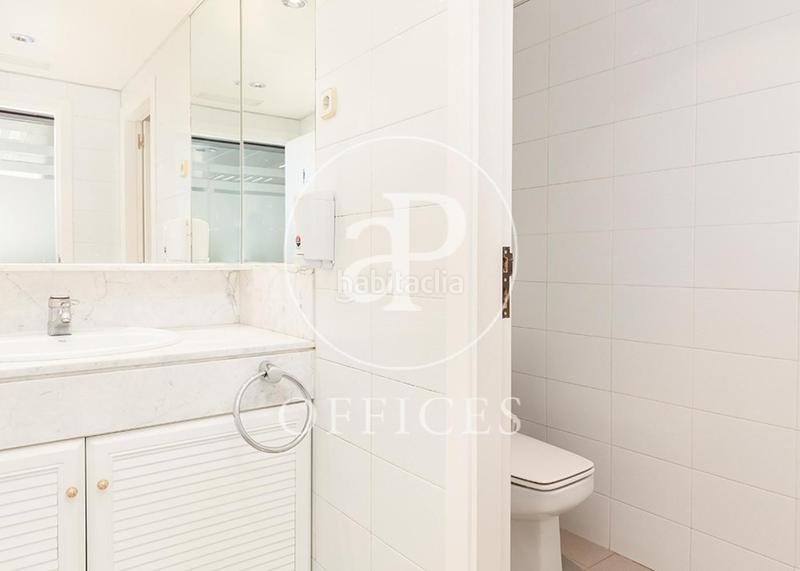 Foto 229549b9-e6b8-4d35-8108-be4ed7e2a93a. Alquiler oficina  en alquiler en calle tarragona en Barcelona