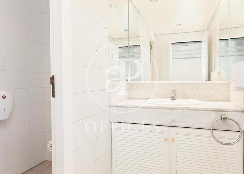 Foto 665ee7b5-9fd1-429f-a604-280209c9bfdf. Alquiler oficina  en alquiler en calle tarragona en Barcelona