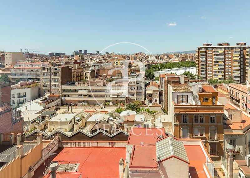 Foto eec541e3-4080-42b3-9cfd-67f0954176c1. Alquiler oficina  en alquiler en calle tarragona en Barcelona