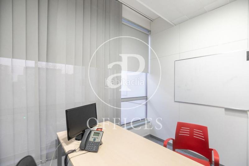 Foto 2e290ee4-8ad5-4fe0-9e90-c52fd272fde1. Miete büro mit heizung in Besòs - Maresme Barcelona