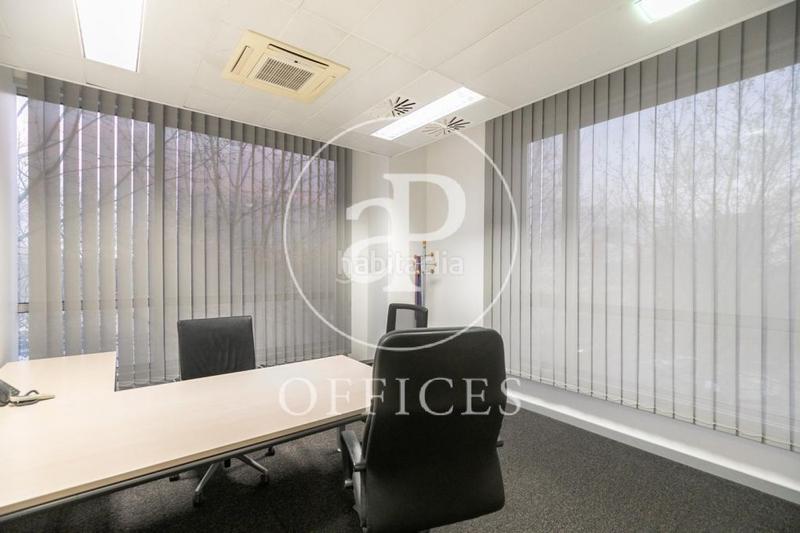 Foto 65f9acd7-5e56-400b-a88f-9ebb795b4559. Miete büro mit heizung in Besòs - Maresme Barcelona