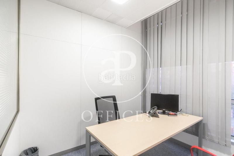 Foto b1b92ff8-3c99-44a3-a731-bfad1f3e9af3. Miete büro mit heizung in Besòs - Maresme Barcelona