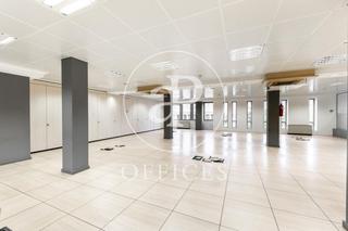 Miete Büro  C. del consell de cent. Oficina en alquiler en eixample