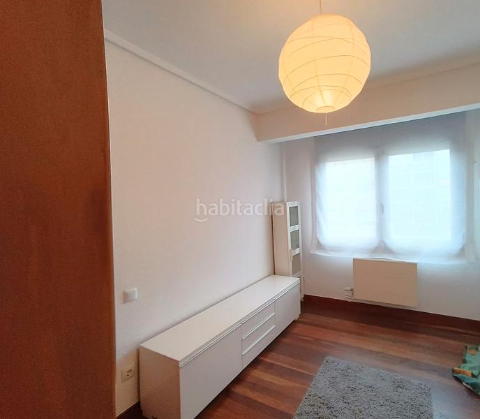 Foto 15a3a0f8-daa7-4f9e-93e4-7a4b208cee05. Piso zona centro en Sopela