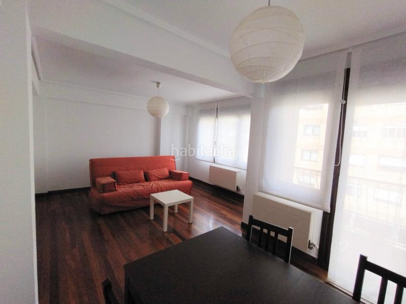 Foto 42a1049a-1b46-40ea-a694-9e7620a2008b. Piso zona centro en Sopela