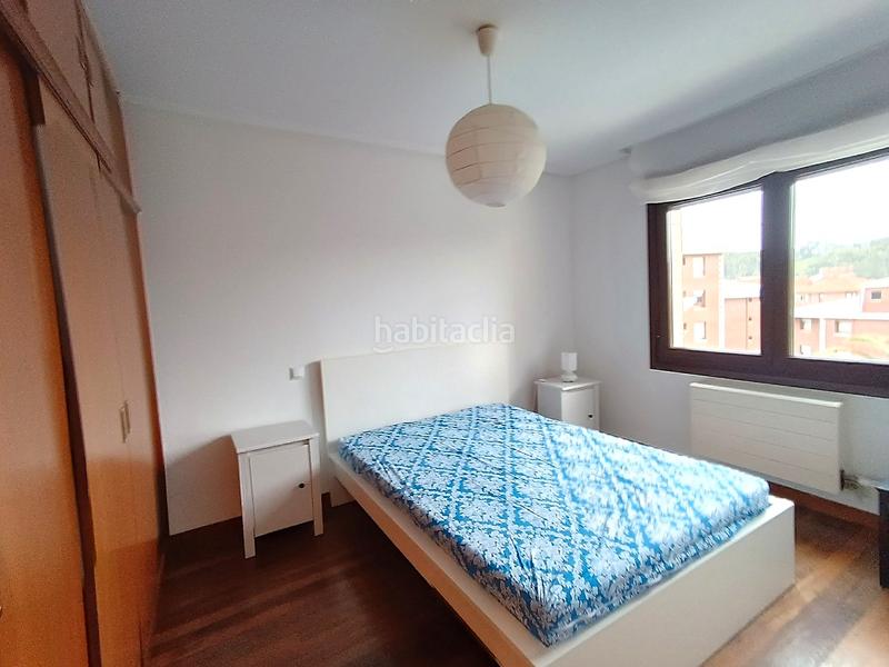 Foto 5caaaf5b-5c96-4ccc-95bc-a8c07db448a8. Piso zona centro en Sopela