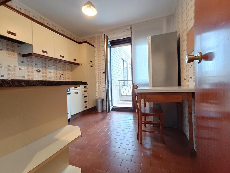 Foto 7509a946-a2d3-482f-b985-33ff2b988637. Piso zona centro en Sopela