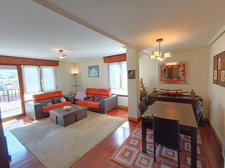 Etagenwohnung in Sopelana