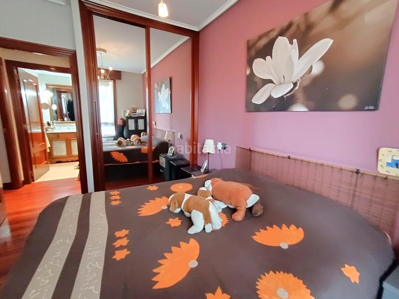 Foto 2a6ec37b-90eb-4326-8b03-cd4b42eb22e1. Piso zona iglesia en Sopela